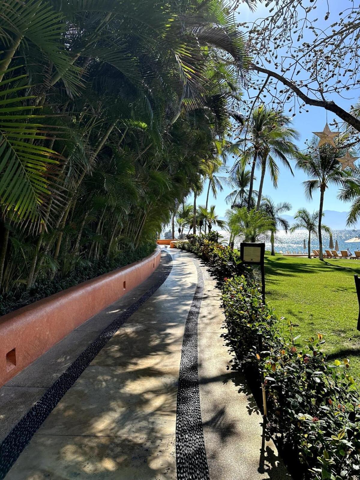 Nueva Villa De Lujo Con Vista Al Mar In Real Del Mar La Cruz de Huanacaxtle Exterior photo